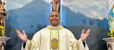 Pe. Deivison da Silva Gomes